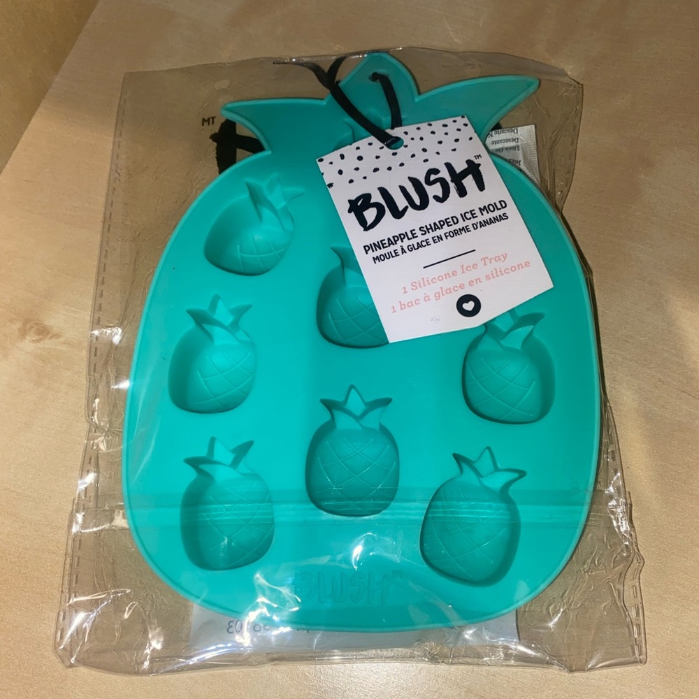 *3/$15* Pineapple Shaped Ice Molds